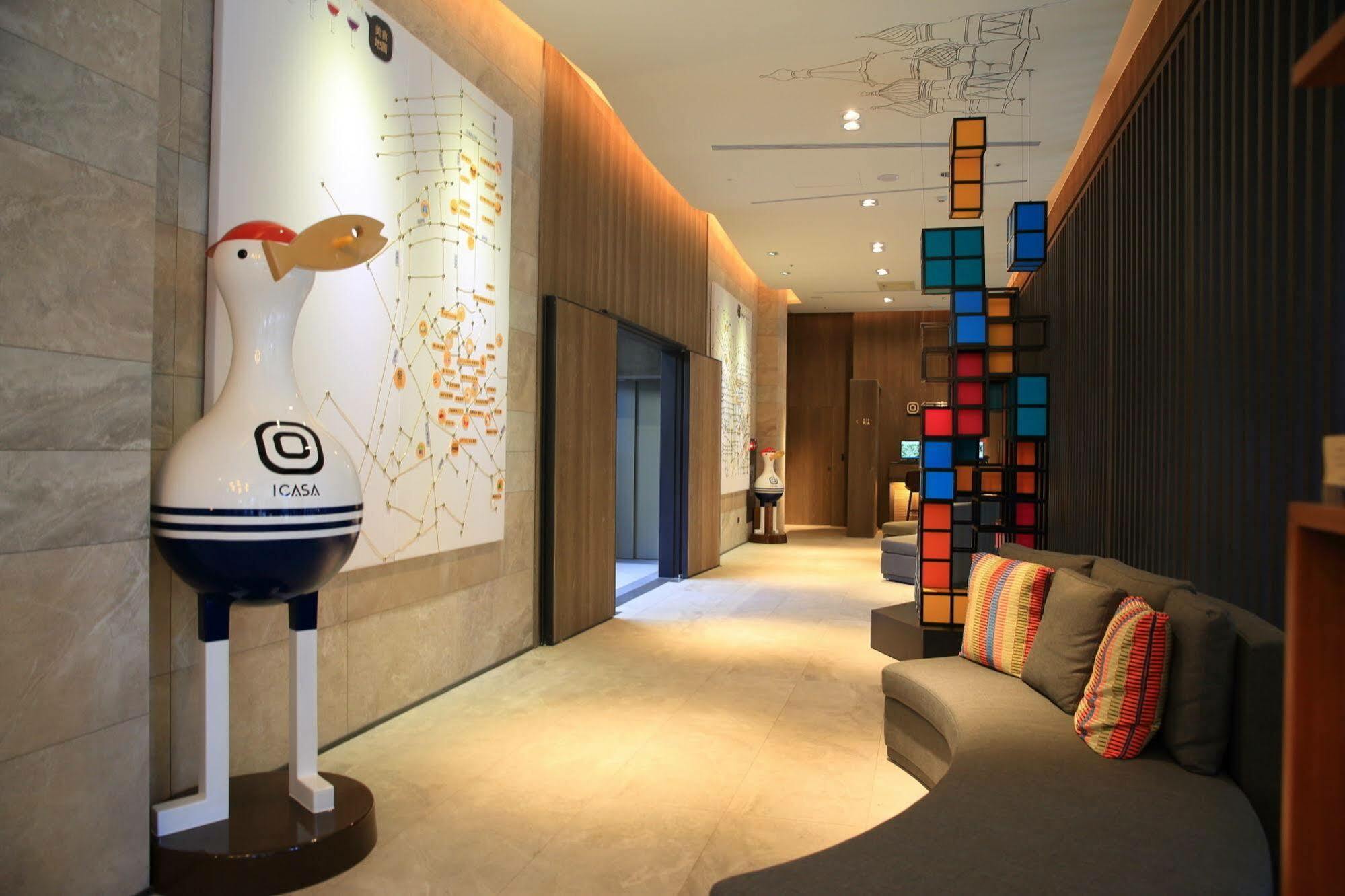 Icasa Hotel - By Cosmos Creation Taichung Buitenkant foto